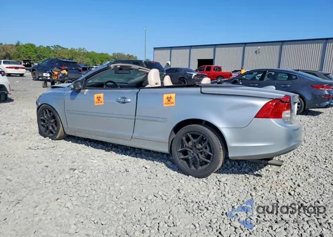 2012 Volvo C70 T5 z USA, uszkodzony, nr VIN YV1672MCXCJ127921